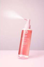 Maria Nila Style & Finish Gloss Coat 200ml (2)